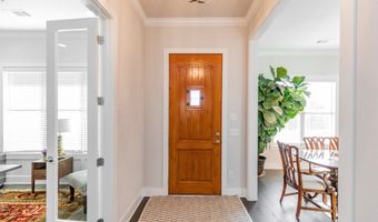 5910 SW Dryden Rd, Bentonville, AR 72713
