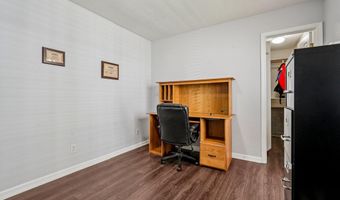 933 Amesbury Ct, Indianapolis, IN 46217