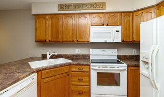 1017 10th Ave NW, Altoona, IA 50009