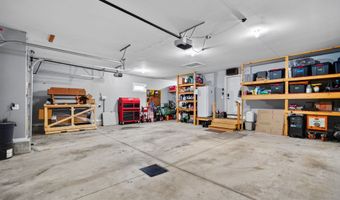 3221 4th Ave SE, Altoona, IA 50009