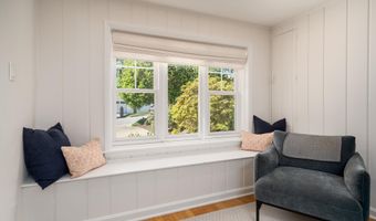 4903 EARLSTON Dr, Bethesda, MD 20816