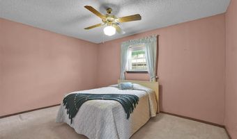 801 Cambridge Dr, Altus, OK 73521