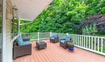 8 Pond Dr, Alloway, NJ 07422