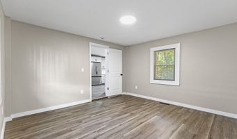 914 Chamberlain Hwy, Berlin, CT 06037
