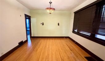 439 E 8th St, Alton, IL 62002