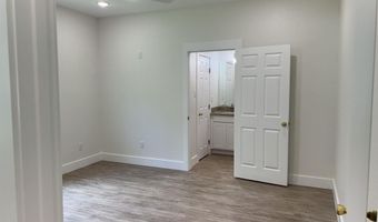 180 Lovers Ln, Alto, TX 75925