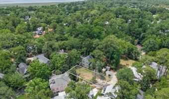 5 Bishop Rd, Beaufort, SC 29906