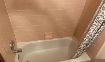 2445 Mulberry Ct, Ann Arbor, MI 48104