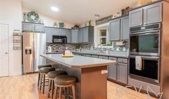 908 35th St, Cody, WY 82414