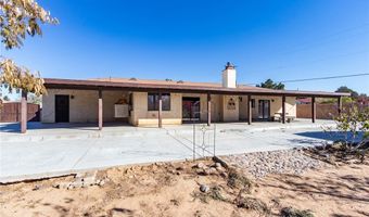 14076 Wawona Rd, Apple Valley, CA 92307