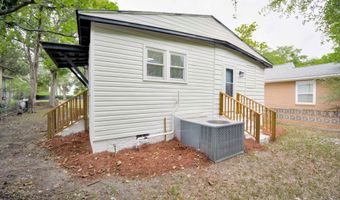 406 Edgefield Ave NW, Aiken, SC 29801