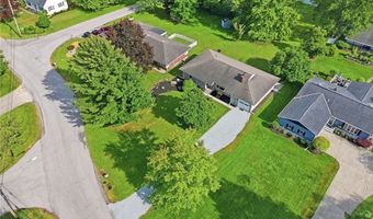 734 Knollwood Dr, Ashtabula, OH 44004