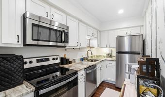 1295 Lake Shore Dr 206 B, Columbus, OH 43204