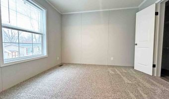 7055 Quarry Rd 235, Amherst, OH 44001