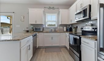 3126 Horseshoe Rd, Autryville, NC 28318