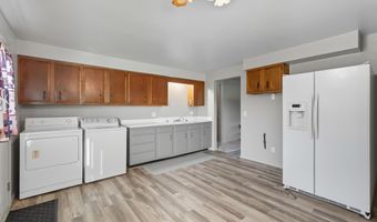 902 Mechanic St, Angola, IN 46703