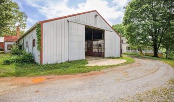 2205 S AMHERST Hwy, Amherst, VA 24521