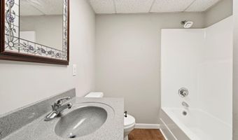 516 Fieldwood Dr, Adairsville, GA 30103