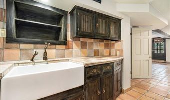 2378 Glenwood Dr NE, Atlanta, GA 30305
