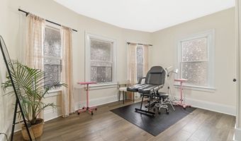190 Whitney Ave, Bridgeport, CT 06606