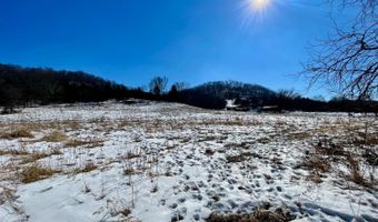 6033 Siemon Rd, Batesville, IN 47006