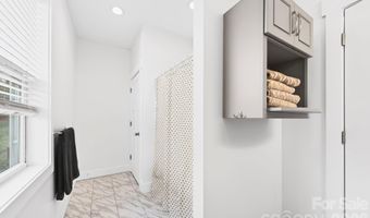 25 W Haven Dr, Arden, NC 28704