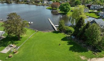 44 Kilburn St, Charlestown, RI 02813