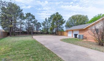 2138 Brook Hollow Dr, Abilene, TX 79605