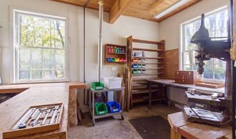 3206 Ridgewood Rd, Allenwood, NJ 08720