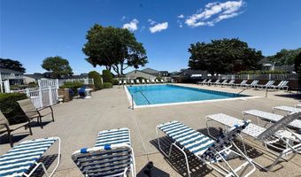 26 Harbor Rd N, Amityville, NY 11701