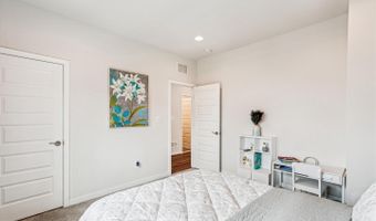 42023 SPRING AIR Dr, Brambleton, VA 20148