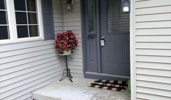 828 Highbanks Dr 21, Allegan, MI 49010