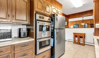 21 Dockage Rd, Bayville, NJ 08721