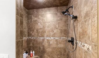 1106 BOBBY Ct, Appleton, WI 54915