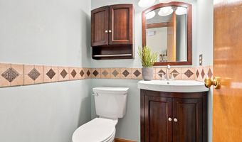 1438 Newell Ct, Columbus, OH 43228
