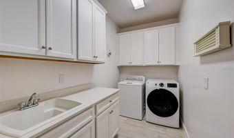 5413 WISHING ARCH Dr, Apollo Beach, FL 33572
