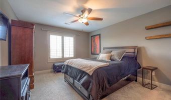 823 155th Cir, Basehor, KS 66007