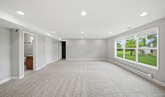 1414 SW 41st Ct, Ankeny, IA 50023