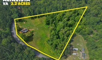 287 Merritt Ln, Altavista, VA 24517