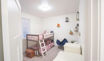 4900 Torcello Dr, Ammon, ID 83406