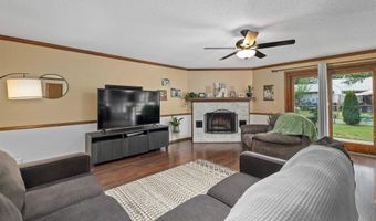 1307 Walker Ct, Auburn, IN 46706