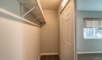 318 11TH St, Bandon, OR 97411
