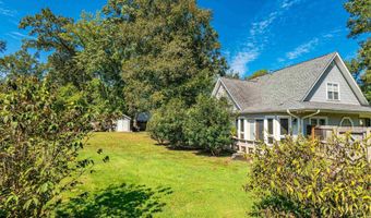 106 Apple Blossom Dr, Arkadelphia, AR 71923