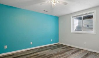 1415 Deerfield Dr, North Liberty, IA 52317