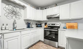 8 Ardmore Ave, Beaufort, SC 29907