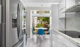 3750 NE 209 Ter, Aventura, FL 33180