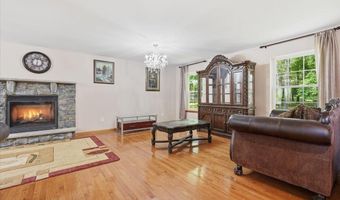 63 Fox Hill Rd, Albrightsville, PA 18210