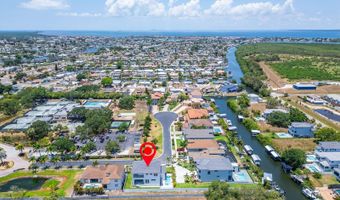 517 Treviso Dr, Apollo Beach, FL 33572