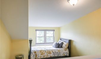 1811 Wharton St, Airville, PA 15203