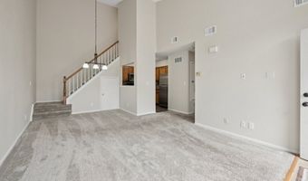 4 Ray Ct, Bedminster, NJ 07921